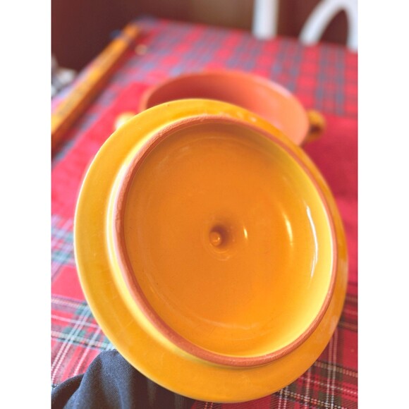 De Silva covered casserole dish - Picture 10 of 10